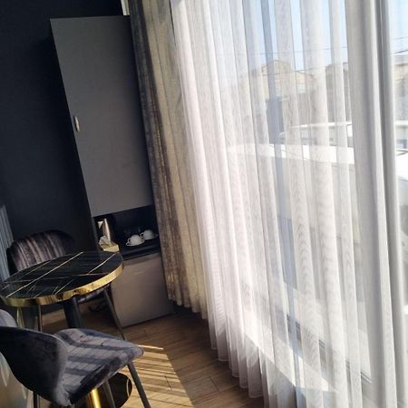 Days Hotel Jerevan Eksteriør billede